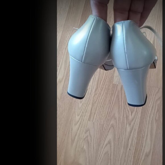 Salvatore Ferragamo Open Toe Strap Heels Sz 10.5 - Picture 10 of 12